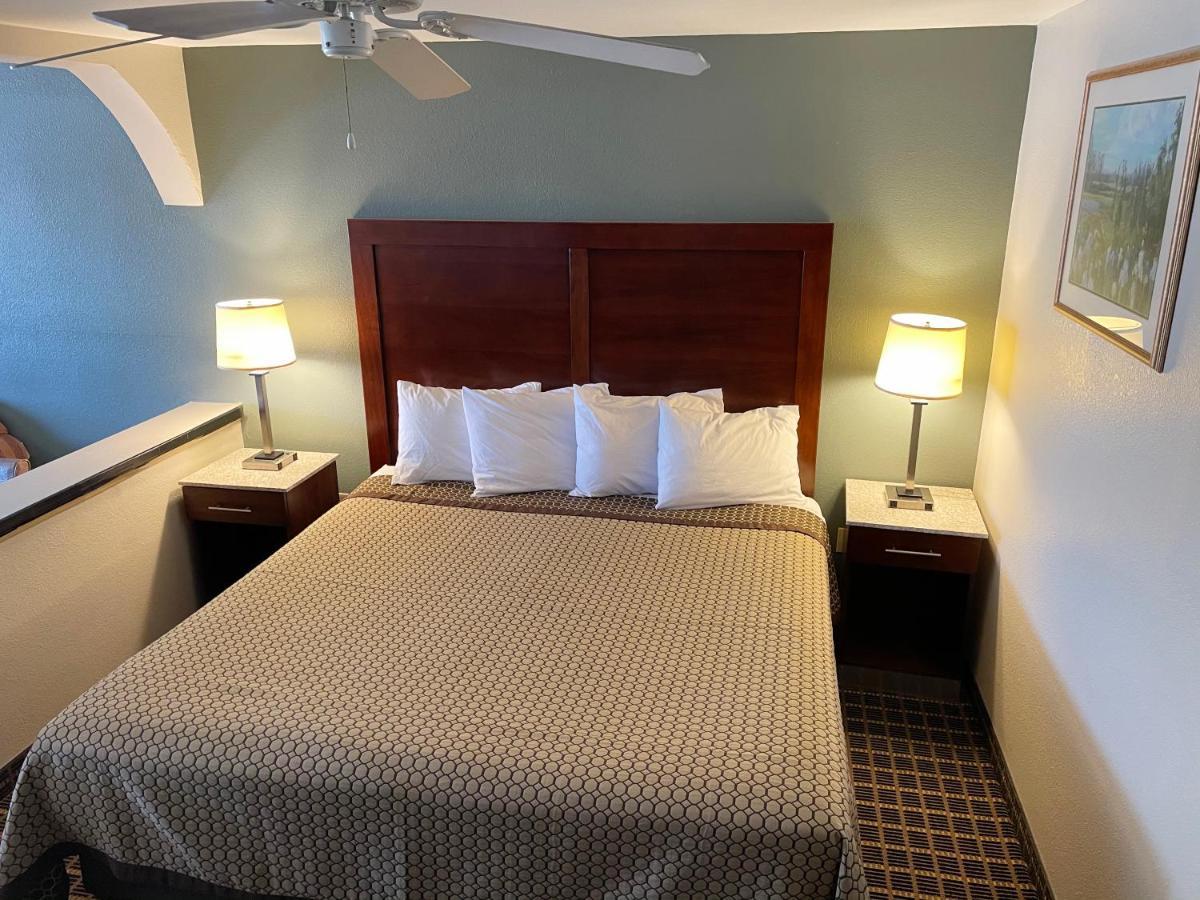 Great Western Inn & Suites Carlsbad Buitenkant foto