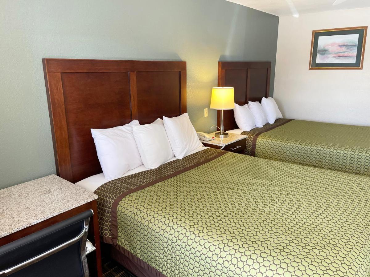 Great Western Inn & Suites Carlsbad Buitenkant foto